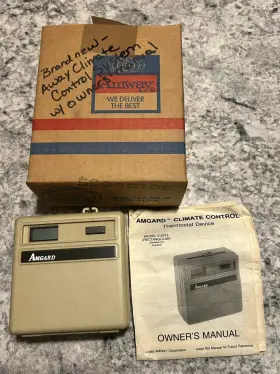 E-9315 Amgard Vintage Climate Control Thermostat Device New Old Stock
