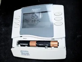 8463 Aprilaire 733353251194 Thermostat Programmable Dual Powered Thermostat-cool-heat/1 - 1