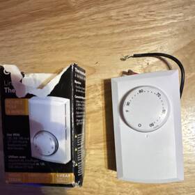 Cadet Ts22w Line Voltage Double Pole Wall Dial Thermostat White
