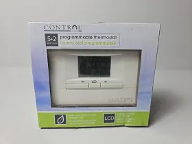 M6003 Canarm Control Programmable Thermostat 5 2 Day Programming With 4 Programs Per Lcd