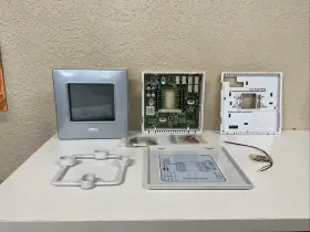 Tp-prh01-b Carrier Tp-prho1-b Thermostat Open Box Free Shipping