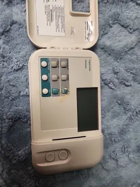 Zoneccous101b Carrier Thermostat User Interface Used No Tested Working