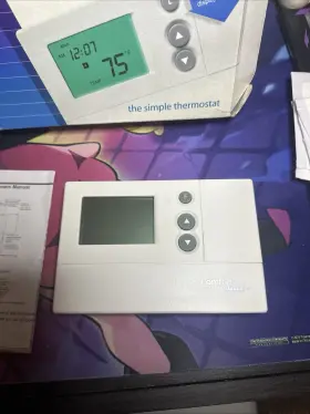 Cp2801 Comfort Stat Digital Thermostat Used In Great Condition