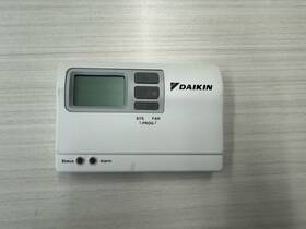 Daikin 910121748 7-day Electronic Programmable Thermostat Auto-changeover