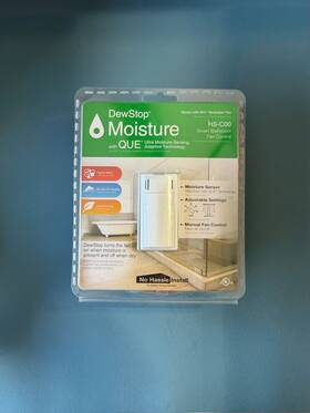 Dewstop Hs-c00-w7 Smart Bathroom Fan Control With Moisture Sensor White