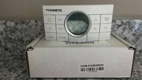 Dometic 634855610536 Genuine 3314082.011 Oem Ccc2 White Wall Thermostat New