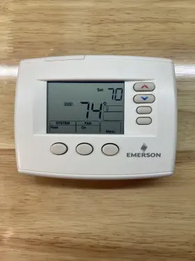 1f85st-0422 Emerson 4 Inch Display Thermostat Universal Programmable