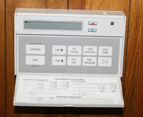 1f90-67 Emerson Vintage White Rogers Digital Thermostat 7906 1f90-67 Emerson Vintage White Rogers Digital Thermostat 7906