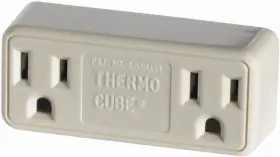 35-degrees Farm Innovators Gyu897 Model Tc-3 Thermostatically Controlled Outlet - On At 35-degrees/off 45-d