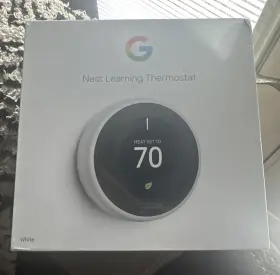 02020 Google Nest Learning Thermostat White Programmable Dial Control Built-in Wifi