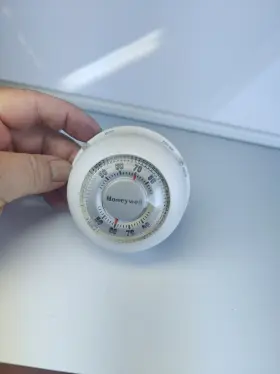 50018302 Honeywell White Round Heating-cooling Thermostat Pwb Rev A Tested Works