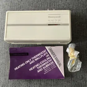 Ct1500p Honeywell Vintage Thermostat With Daily Repeat Gas/oil Heat Only 1000