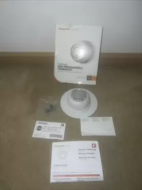 Ct87n1001 Honeywell Round Heat/cool Manual Thermostat - White
