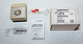 H8808c Honeywell Honeywell/armstrong 1035 Dehumidistat Control 24vac