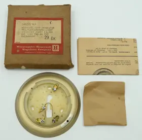 Q405s Honeywell 1x1 Sub-base With Indicator For T86/t87 Thermostat New In Box
