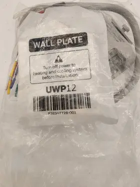 R32347728-001 Honeywell Uwp12 Thermostat Wall
