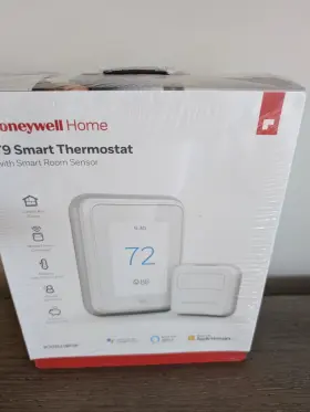 Rcht9610wfsw20019 Honeywell T9 Smart Thermostat With Room Sensor Touch Screendisplay