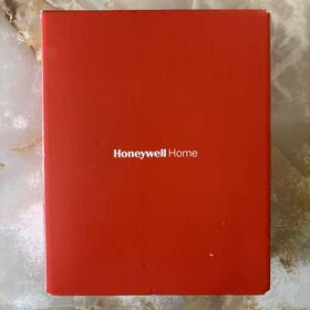 Honeywell Rcht9610wfw2003 Home T9 Wifi Smart Thermostat - New Open Box