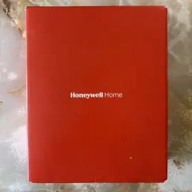 Rcht9610wfw2003 Honeywell Home T9 Wifi Smart Thermostat - New Open Box