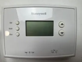 Rth2510 Honeywell Home 5-2 Day Programmable Thermostat Install Guide