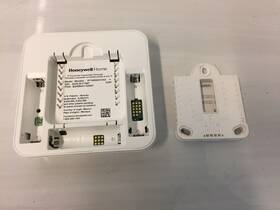 Honeywell Rth8580d1002 Home T5 Touchscreen Thermostat Programmable