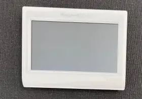 Rth9600wf2022 Honeywell Wi-fi Thermostat Rth9600wf Unit Only No Back Plate