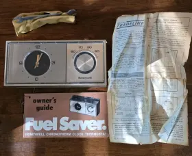 T282a Honeywell Vintage New Chronotherm Electrical Clock Thermostat Original Box