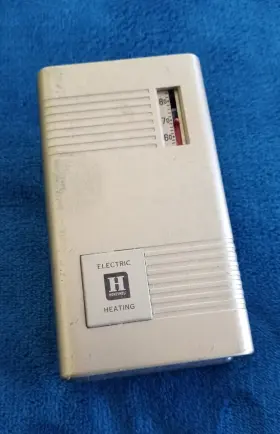 T41a2x2-km Honeywell Vintage Thermostat Gold Metal Housing