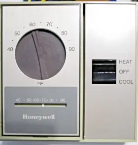 T451a2000 Honeywell Vtg Thermostat #t451a Line Voltage 40 F-90 F Heat And Cool Control