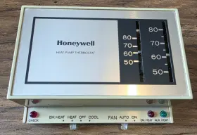 T841a1001 Honeywell Lr69071 Heat Pump Thermostat Old Style Inch Analog