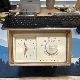 Honeywell T852a-1347 Electric Clock Thermostat Dial Adjustable Beige T852a 1347