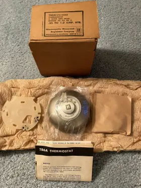T86a27x103a2 Honeywell New 1958 Vintage #t86a27x103a2 Round Heating Thermostat - Rare Dial
