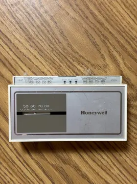 T874g Honeywell Vintage 1018 Multistage Thermostat Used
