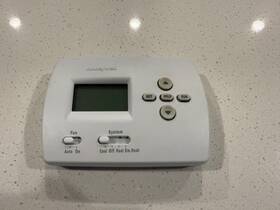 Honeywell Th421001005 Thermostat Heat Pump Emergency Programmable