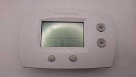 Honeywell Th5200d1003 Thermostat