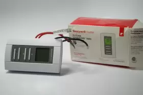 Tl7235a1003 Honeywell Used Digital Electric Heat Thermostat