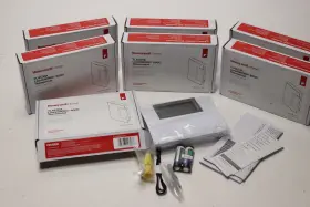 Tl8100 Honeywell 7x Lot 7-day Programmable Hydronic Thermostat