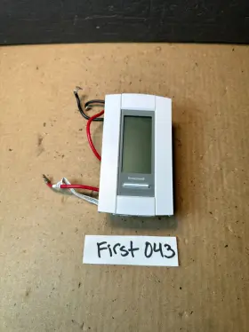 Tl8230a1003 Honeywell Tl8230a Line Voltage Baseboard 7 Day Programmable Thermostat