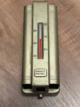 Honeywell Tm81c1x90a1 Vtg Steel Minneapolis Thermostat Untested -s