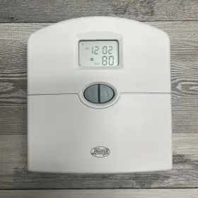 44100b Hunter Digital Thermostat Programmable Heating/cooling 7 Day - Used