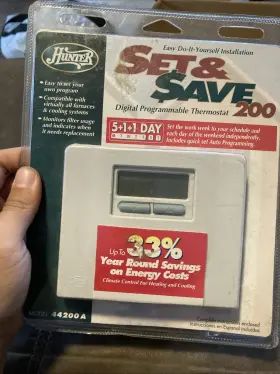 44200a Hunter Set And Save 5 1 Digital Programmable Thermostat New In Pkg