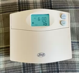 44260 Hunter Set And Save Programmable Thermostat Tested
