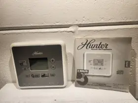 44277 Hunter 44272 Thermostat Model