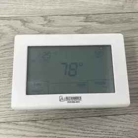 T-32-ts Jackson System Programmable Touch Screen Thermostat Batteries Included