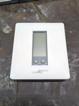 T500hcp-1 Johnson Controls T500hcp1 Programmable Thermostat White