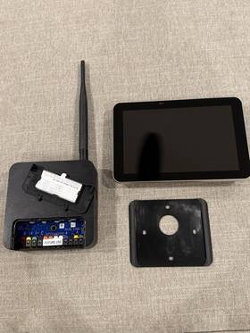 Lennox 104499-01 Icomfort S30 Smart Hub And Touchscreen Thermostat