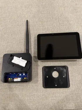 104499-01 Lennox Icomfort S30 Smart Hub And Touchscreen Thermostat