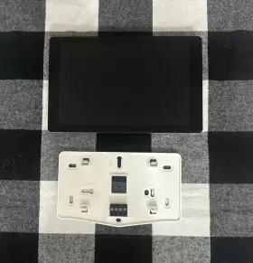 Lennox 22v24 S40 Smart Thermostat