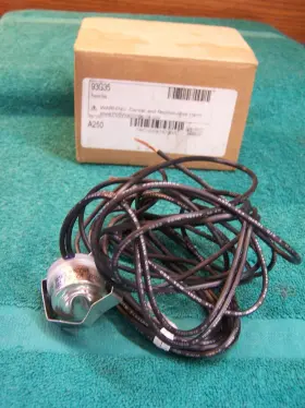 93g3501 Lennox Armstrong Ducane Allied 81g58 81g5801 New Freeze Stat Kit 3/8 Inch Line 36.5 Leads Opens 29 F Closes 58