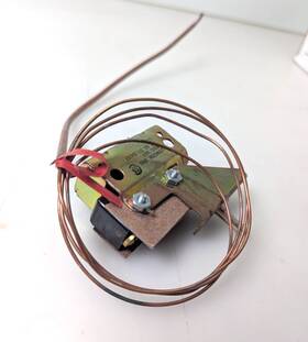 Lexington 351-254165 101y Thermostat New Old Stock